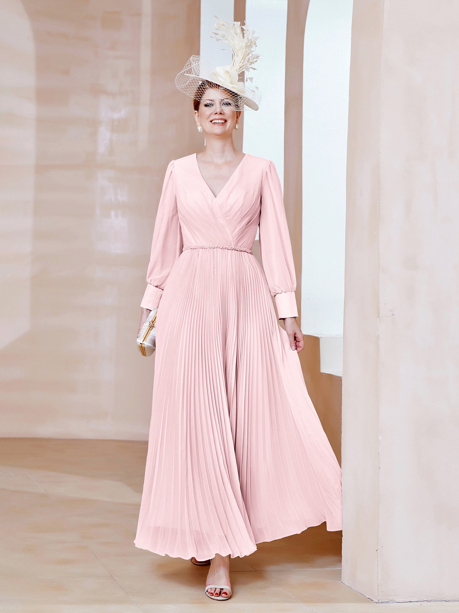 Robe de A-ligne en Mousseline avec Manches Longues à col en V Rose Pâle